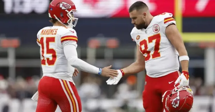 Chiefs’ Patrick Mahomes Calls Out TE Travis Kelce Over Viral Play: ‘I Was Mad’