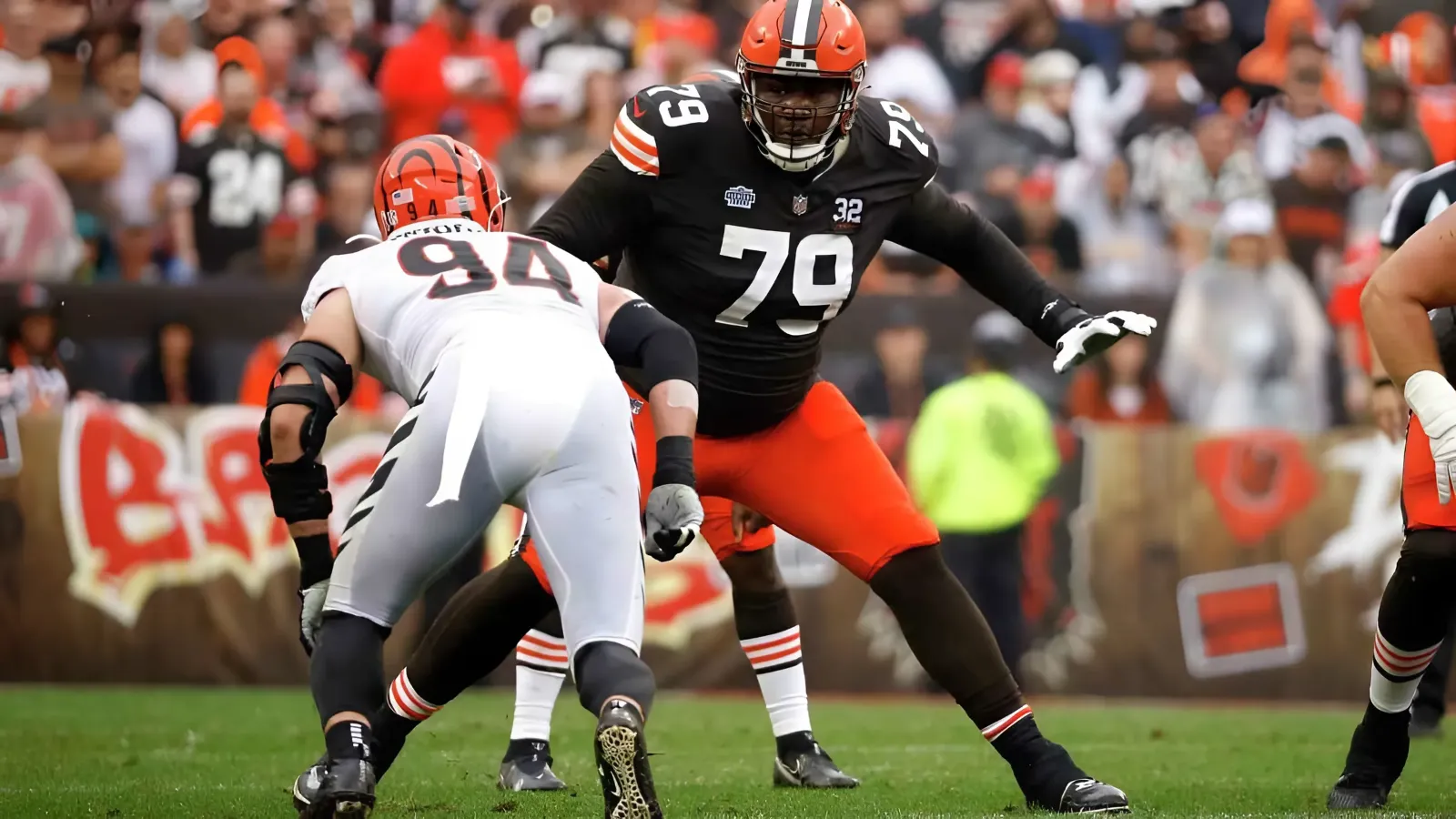 The Cleveland Browns Have An Offensive Tackle Problem