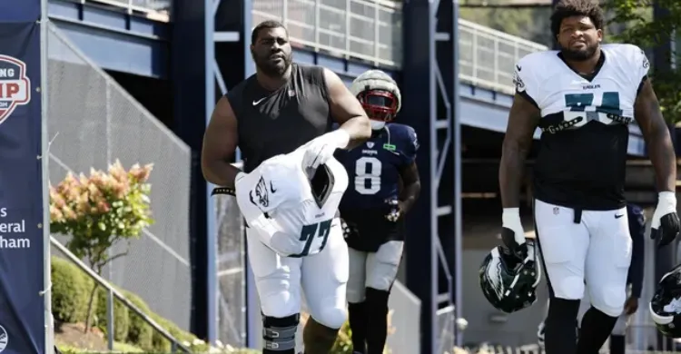 Eagles receive positive news after seeing two starters leave practice early