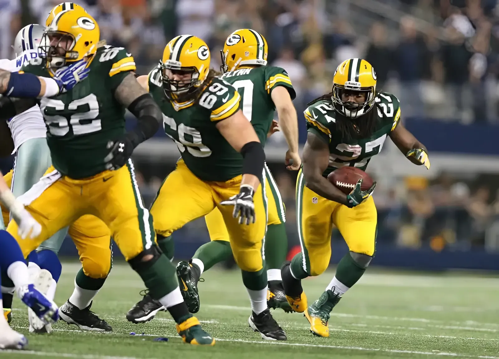 Former Green Bay Packers 5x All-Pro Named as Ideal Injury Replacement for Cleveland Browns