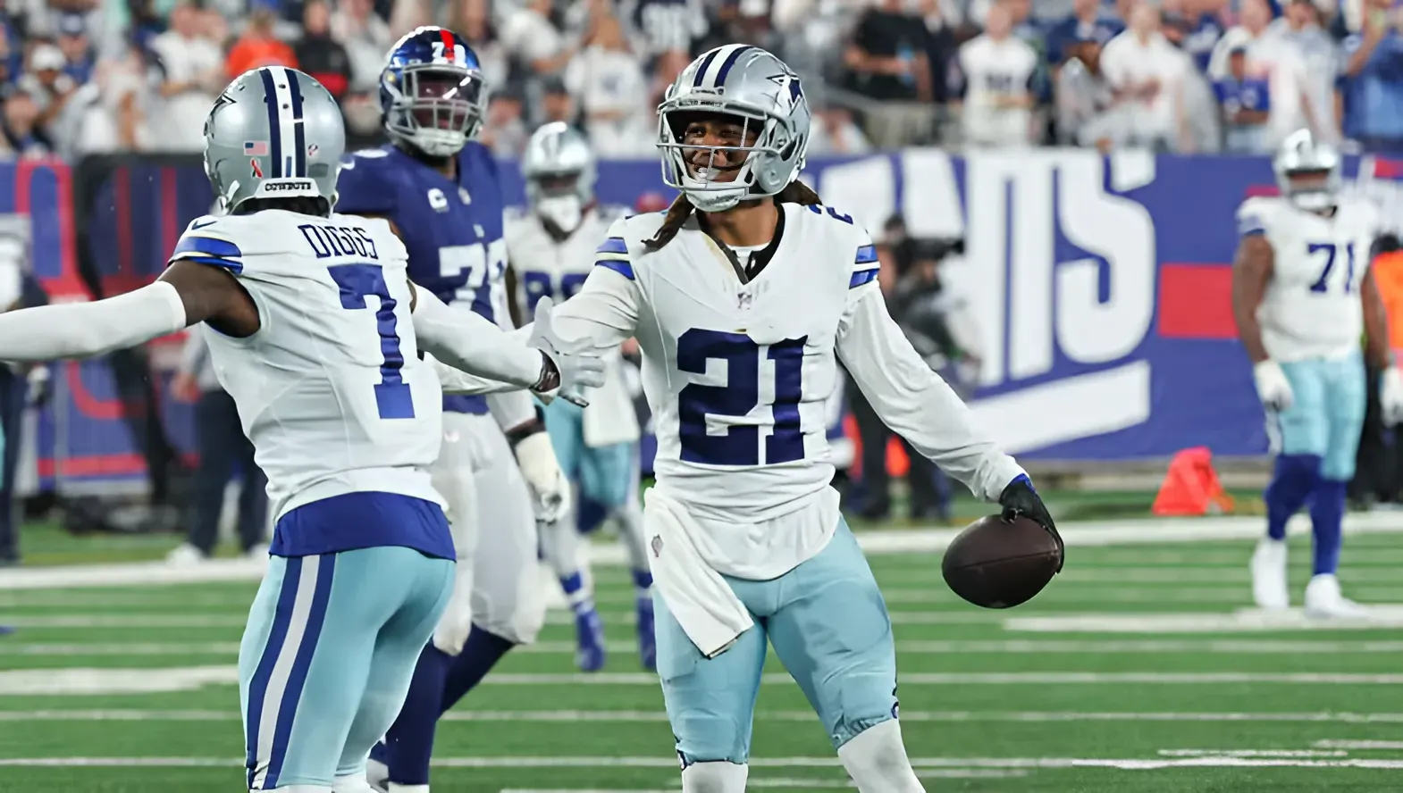 5-Time Pro Bowl Starter Bolts Cowboys for Vikings in Last-Minute Move