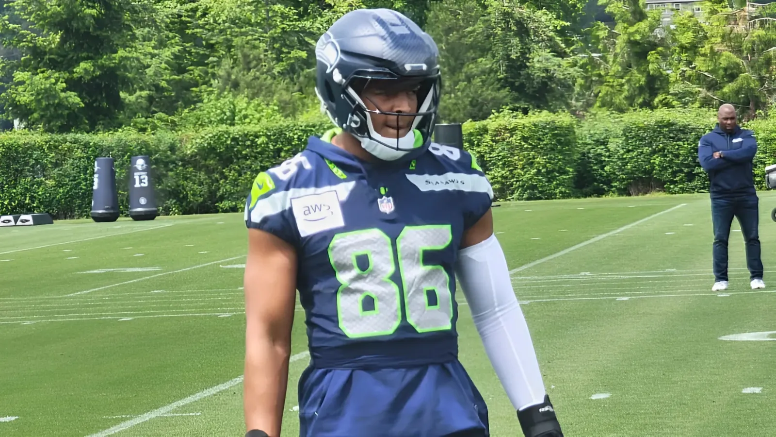 Trouble Brewing at Tight End For Banged Up Seattle Seahawks