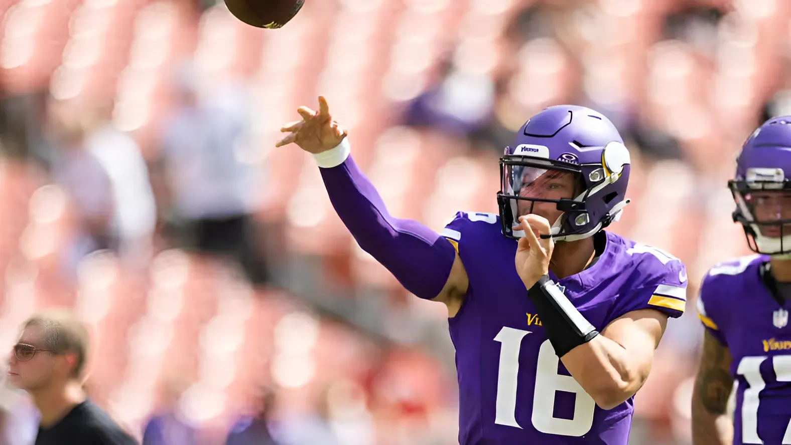 Did Jaren Hall Take the Vikings QB2 Job from Nick Mullens on Saturday?