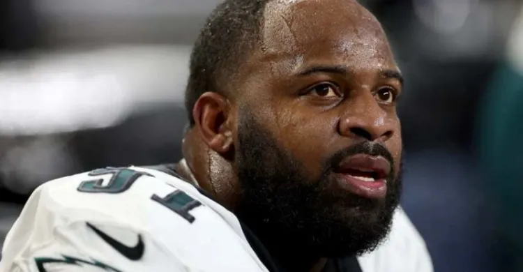 Fletcher Cox lends his expertise to conversations about the best Eagles QBs ever