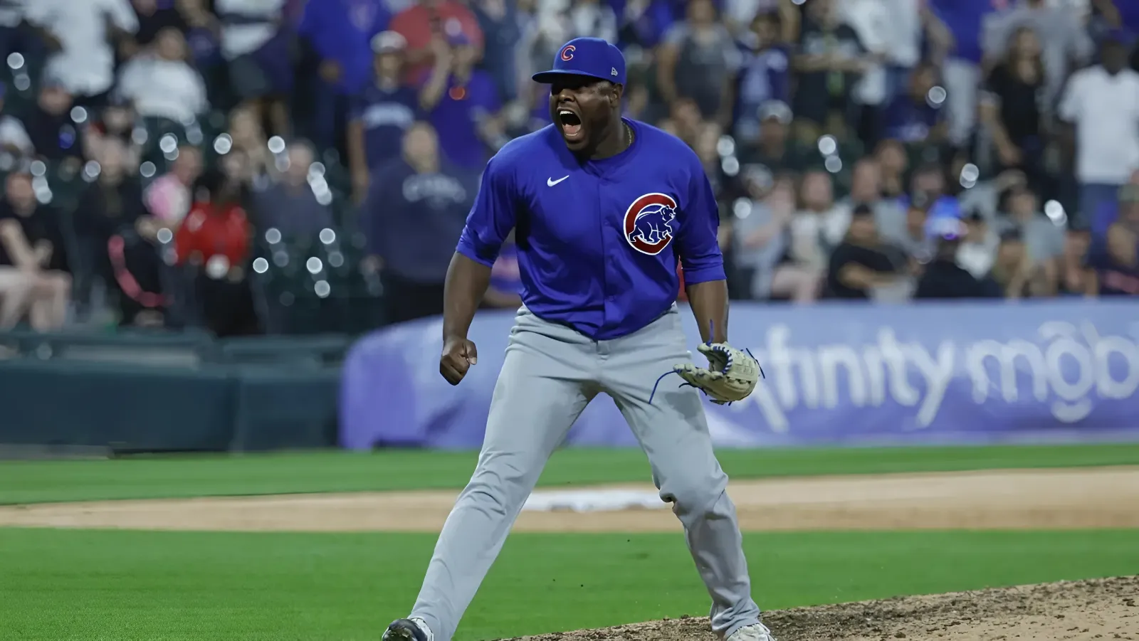 Report: Cubs releasing reliever Hector Neris