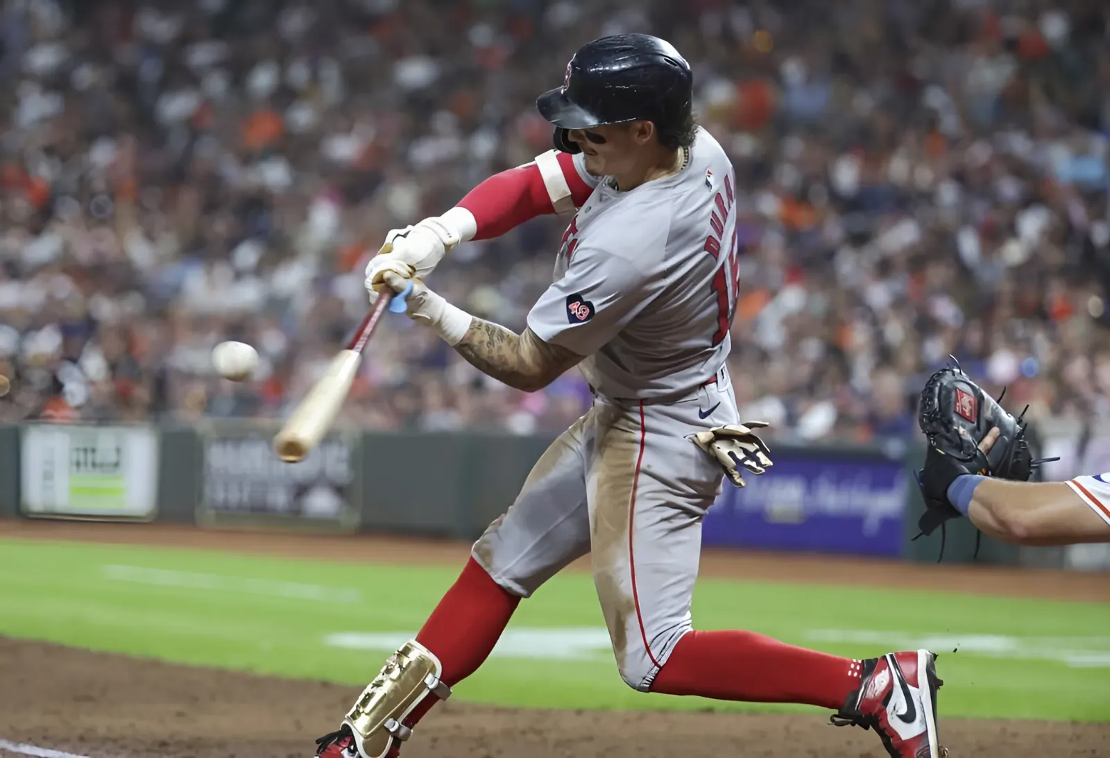 Jarren Duran's four hits power Red Sox to win over Astros