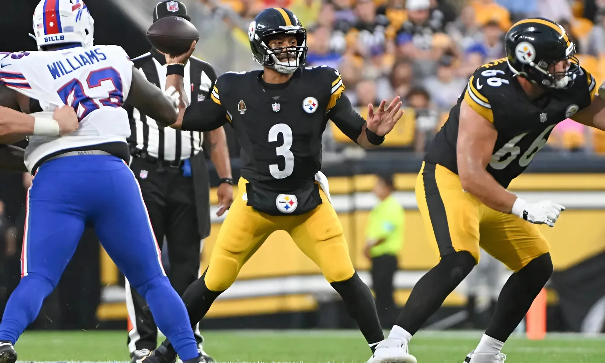 Steelers Urged to Trade a QB, Sign Ex-Pro Bowler as Replacement