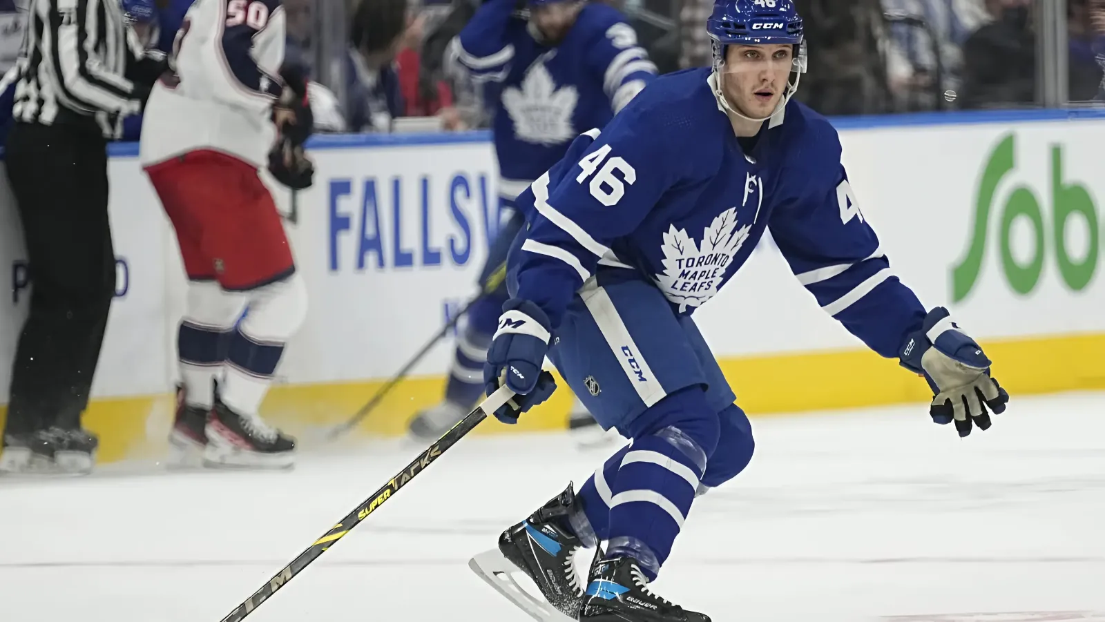 Maple Leafs sign Alex Steeves to 1-year contract worth $775K