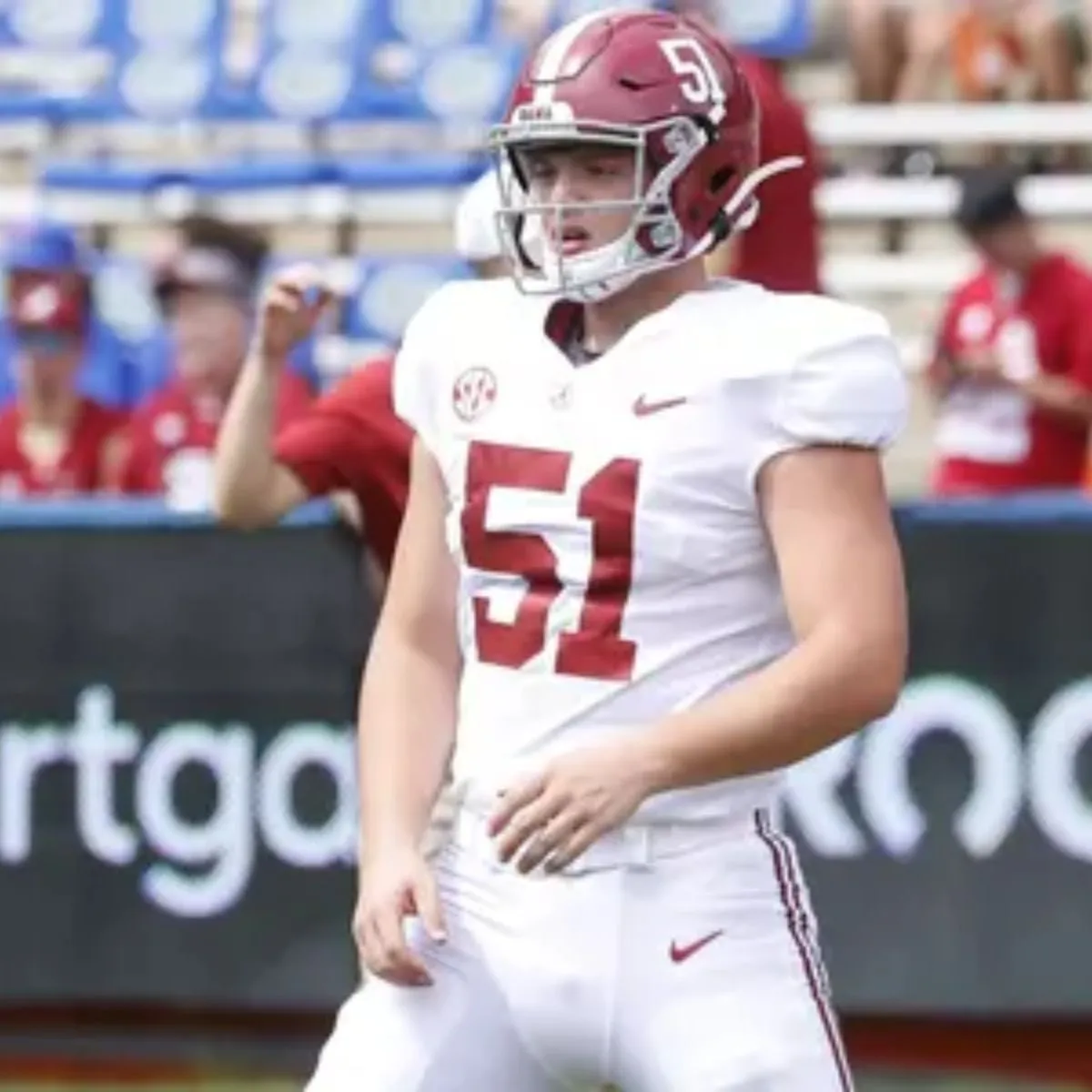 Alabama football awards scholarship to long snapper Kneeland Hibbett