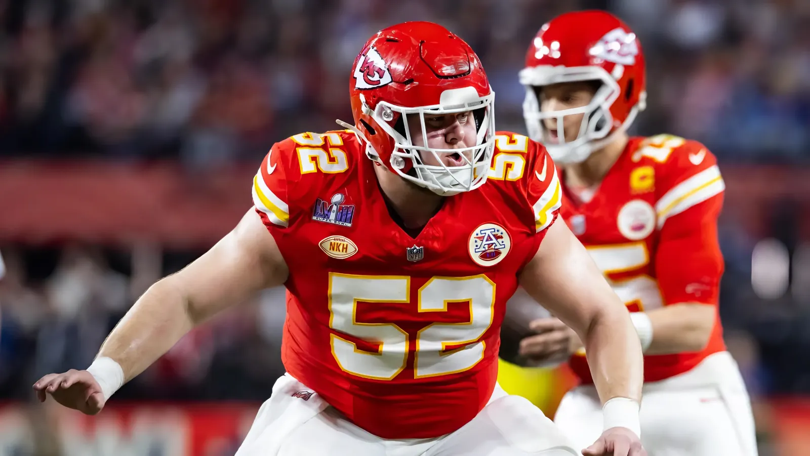 Chiefs Agree to Long-Term Contract Extension with Center Creed Humphrey — Report