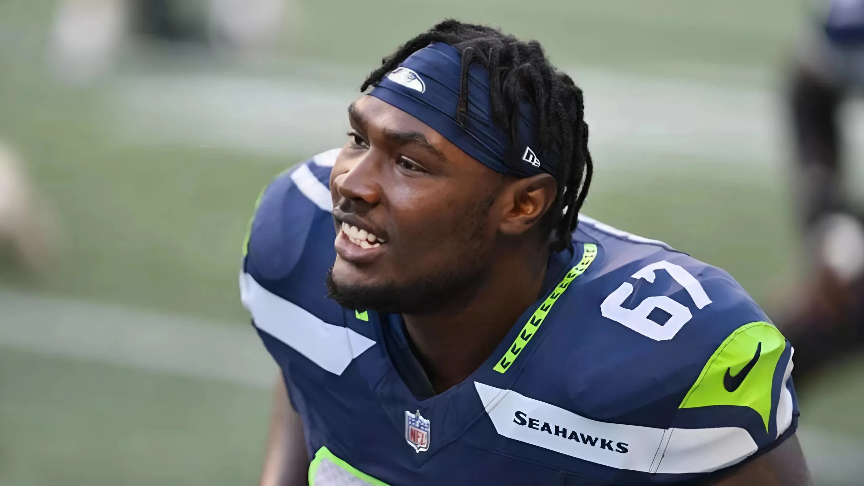 Seattle Seahawks Great Walter Jones Says Charles Cross is a 'Phenomenal Athlete'