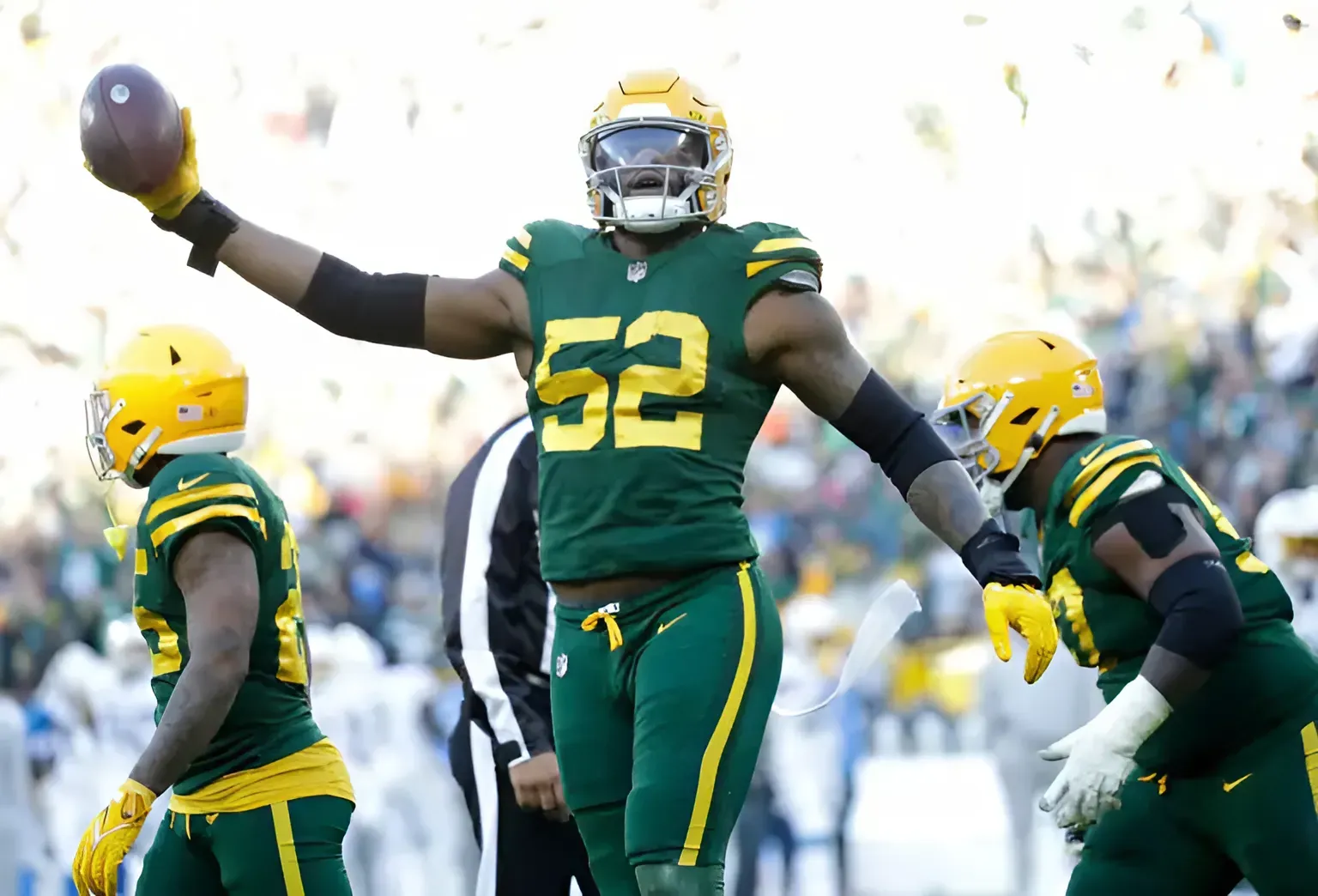 Packers: Rashan Gary Excitingly Explains How His Game Will Improve in 2024 with New Scheme