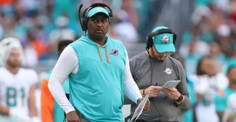 Mike McDaniel to step aside at halftime of Dolphins final preseason game