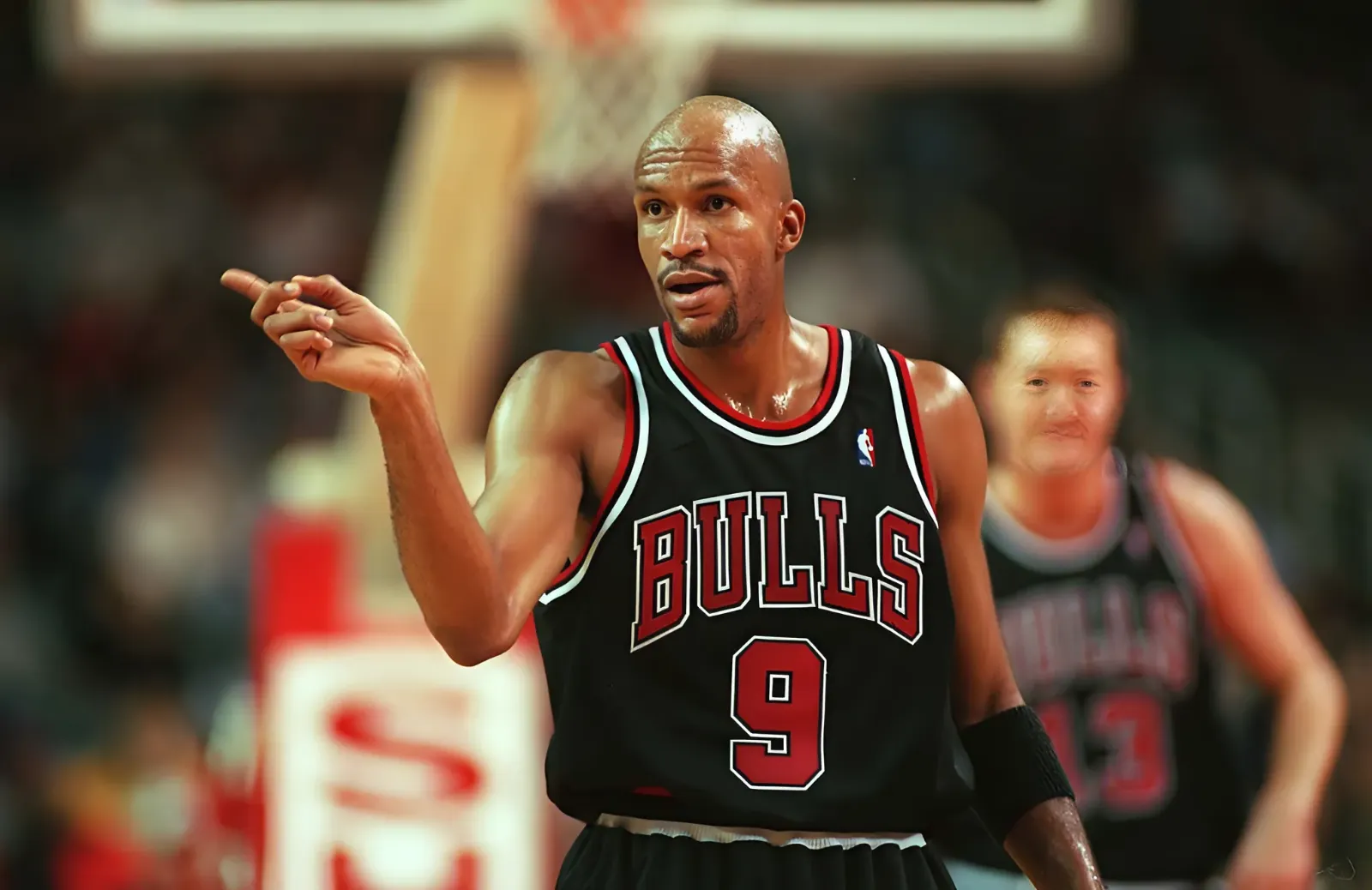 Bulls' Ron Harper Reveals Jerry Krause Wanted To Trade Him After The 95 Season