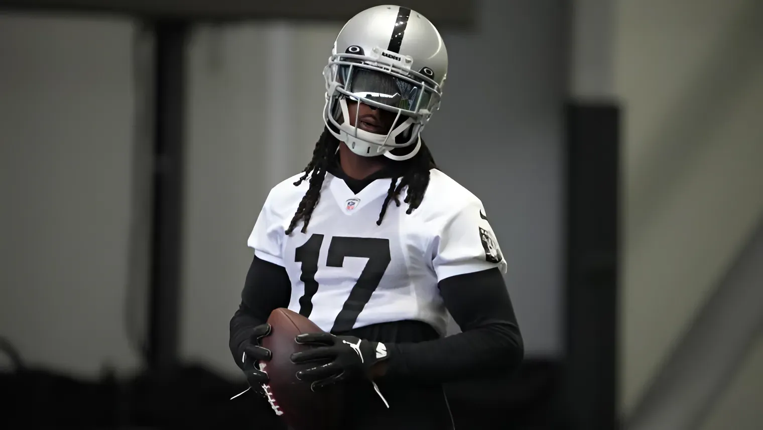 Ex-NFL WR makes troubling claim for Davante Adams' future with Raiders