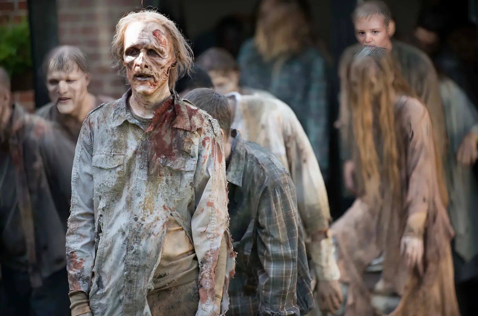 Walking Dead's Creator Explains Why the World Has Dead Bodies, When EVERYONE Is Meant to Rise Again