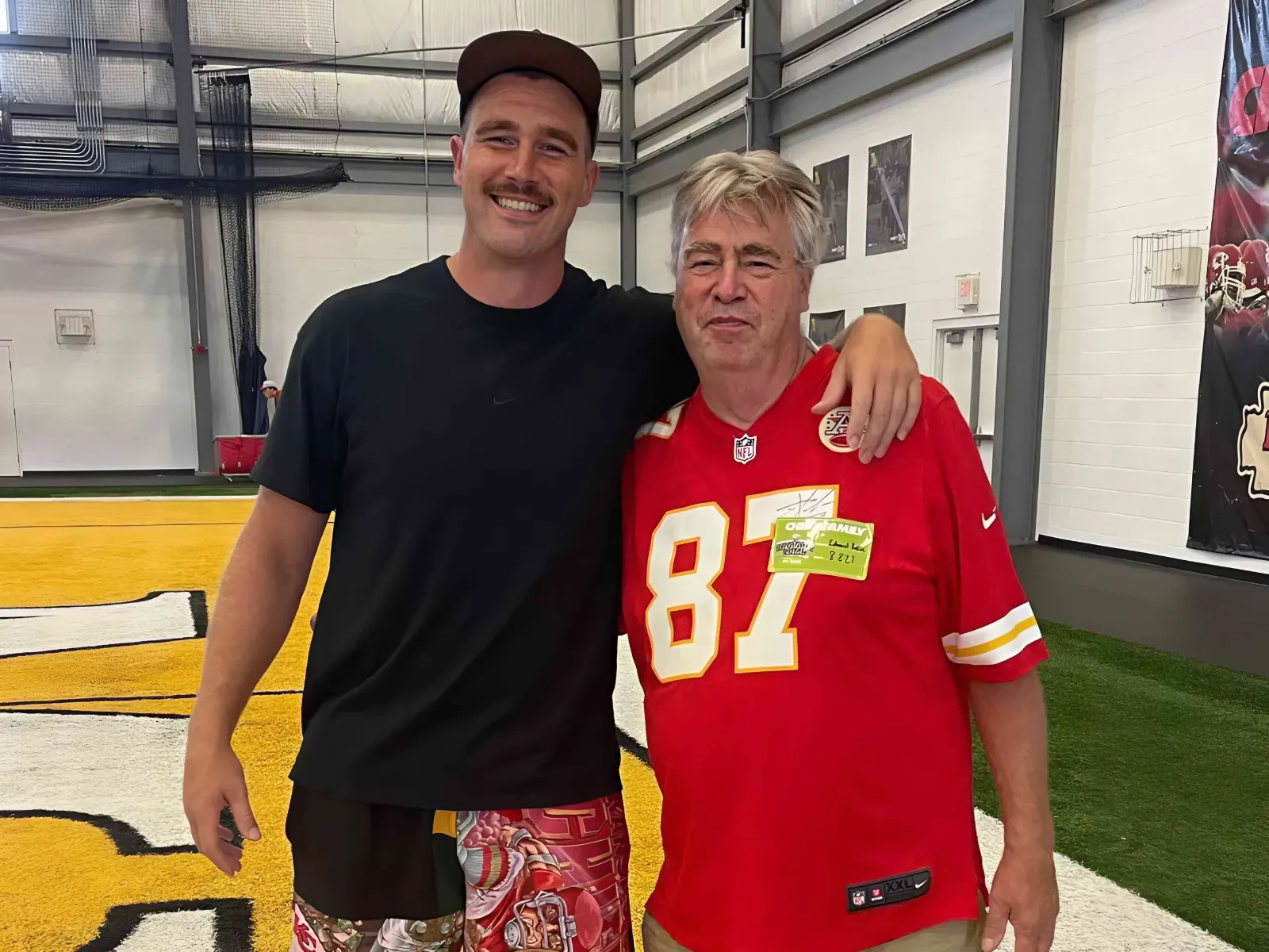 Chief TE Travis Kelce’s Dad Claims X Banned Him for Life