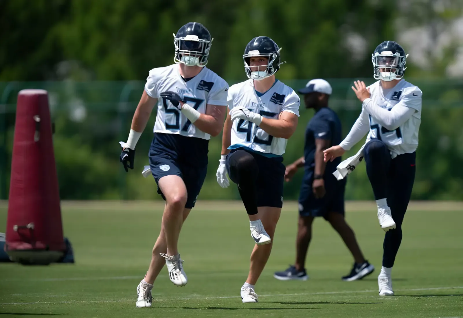 How Chance Campbell's injury could impact the Titans' linebacker room