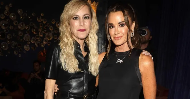 VIDEOS: Sutton Stracke Calls Herself & Kyle Richards “Scissor Sisters” as Kyle Reacts, Plus RHOBH Star Dances With Kathy Hilton While Singing Karaoke