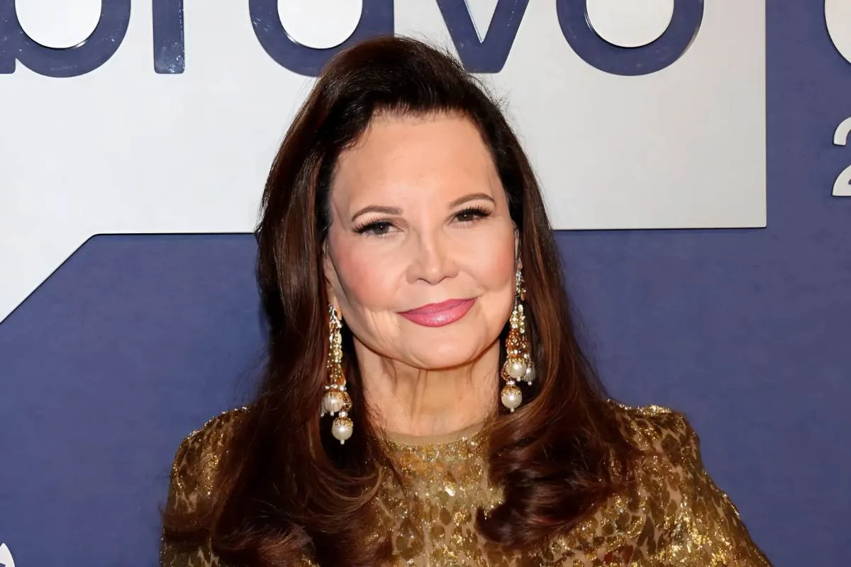 Patricia Altschul Shows Off an Eye-Catching Addition to Her Gorgeous Kitchen tram