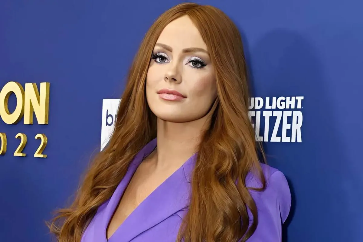 Kathryn Dennis Confirms Exit from Southern Charm After 8 Seasons: 'What a Wild Ride It's Been!' tram