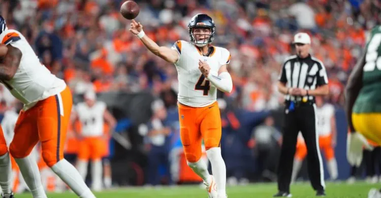 Ex-Jets' franchise quarterback dominates in Denver's exhibition win