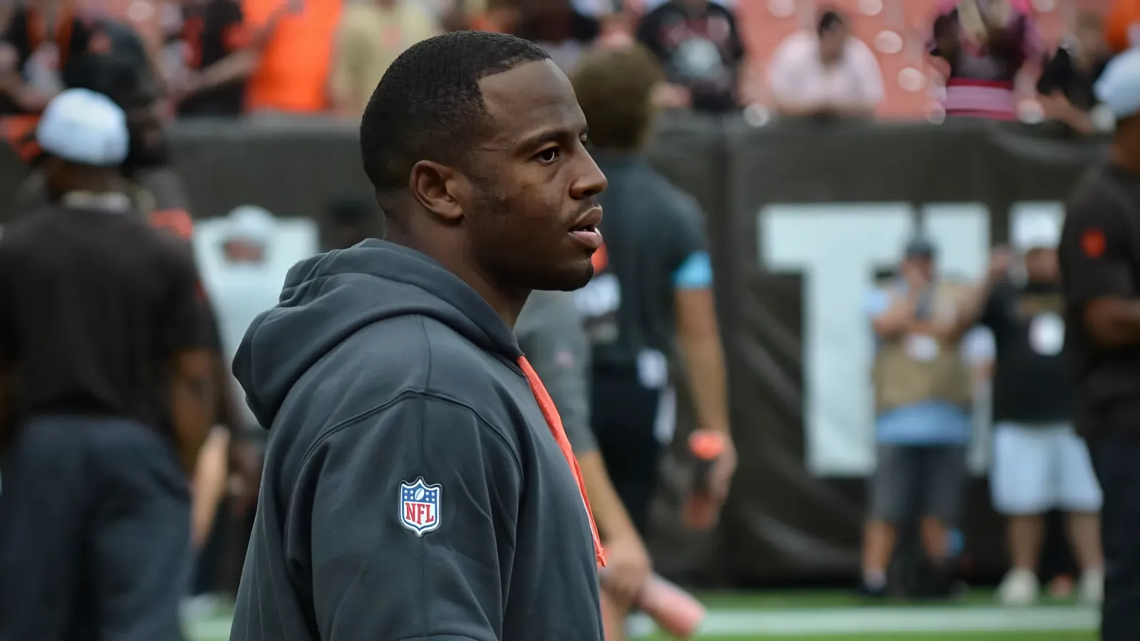 Browns Waive Pair of Running Backs After Nick Chubb Decision