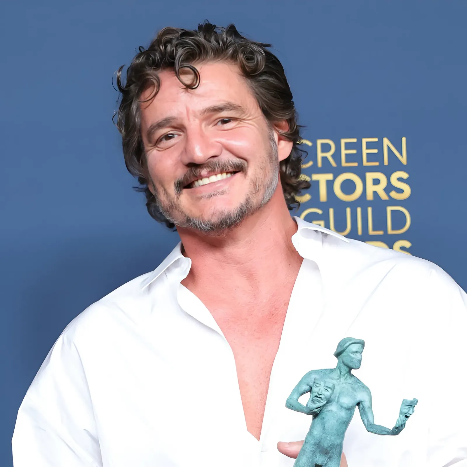 Pedro Pascal 'wants to make out' with Kieran Culkin