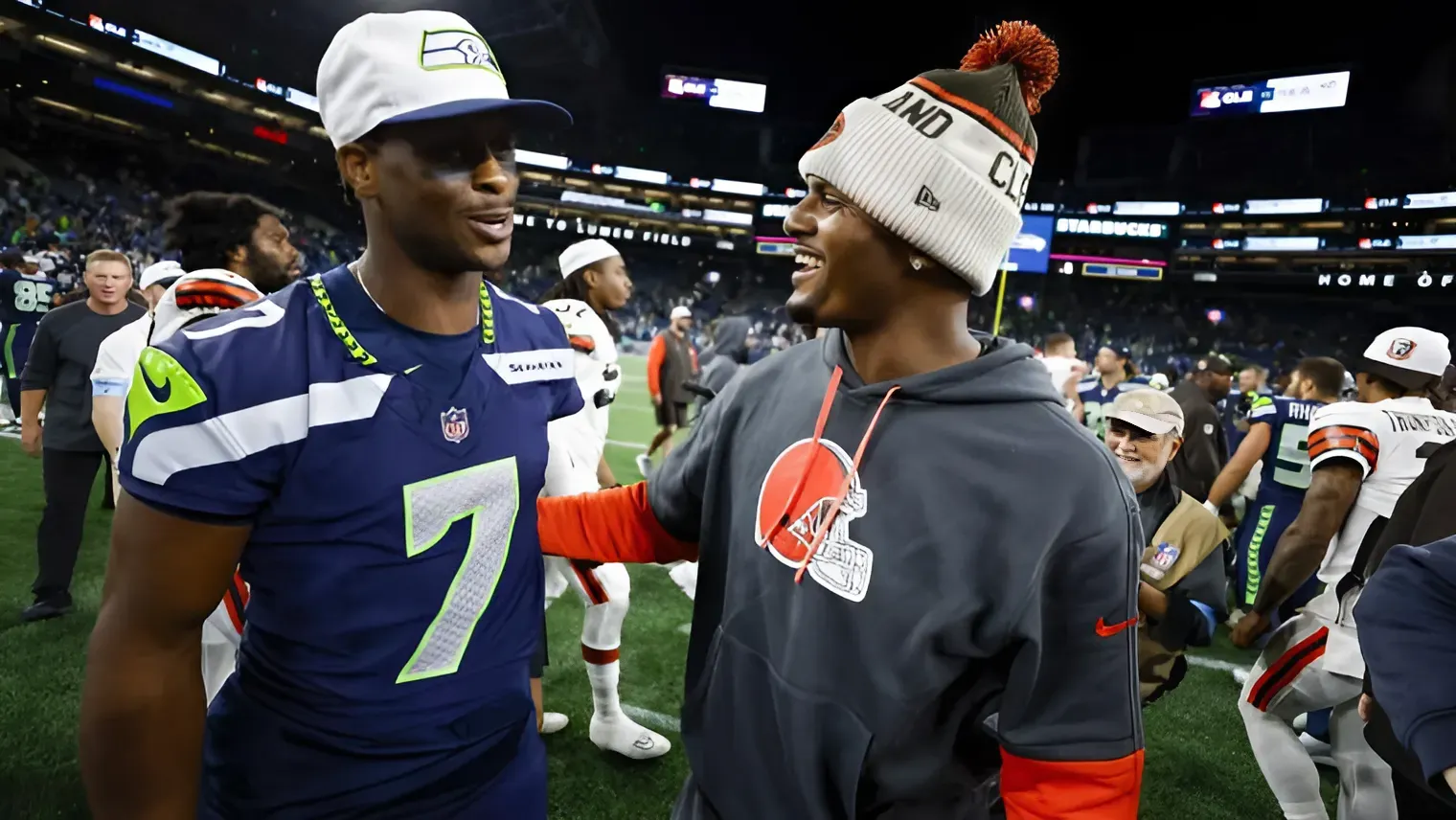 NFL expert on why insultingly low ranking for Seahawks QB Geno Smith is 'flat out wrong'