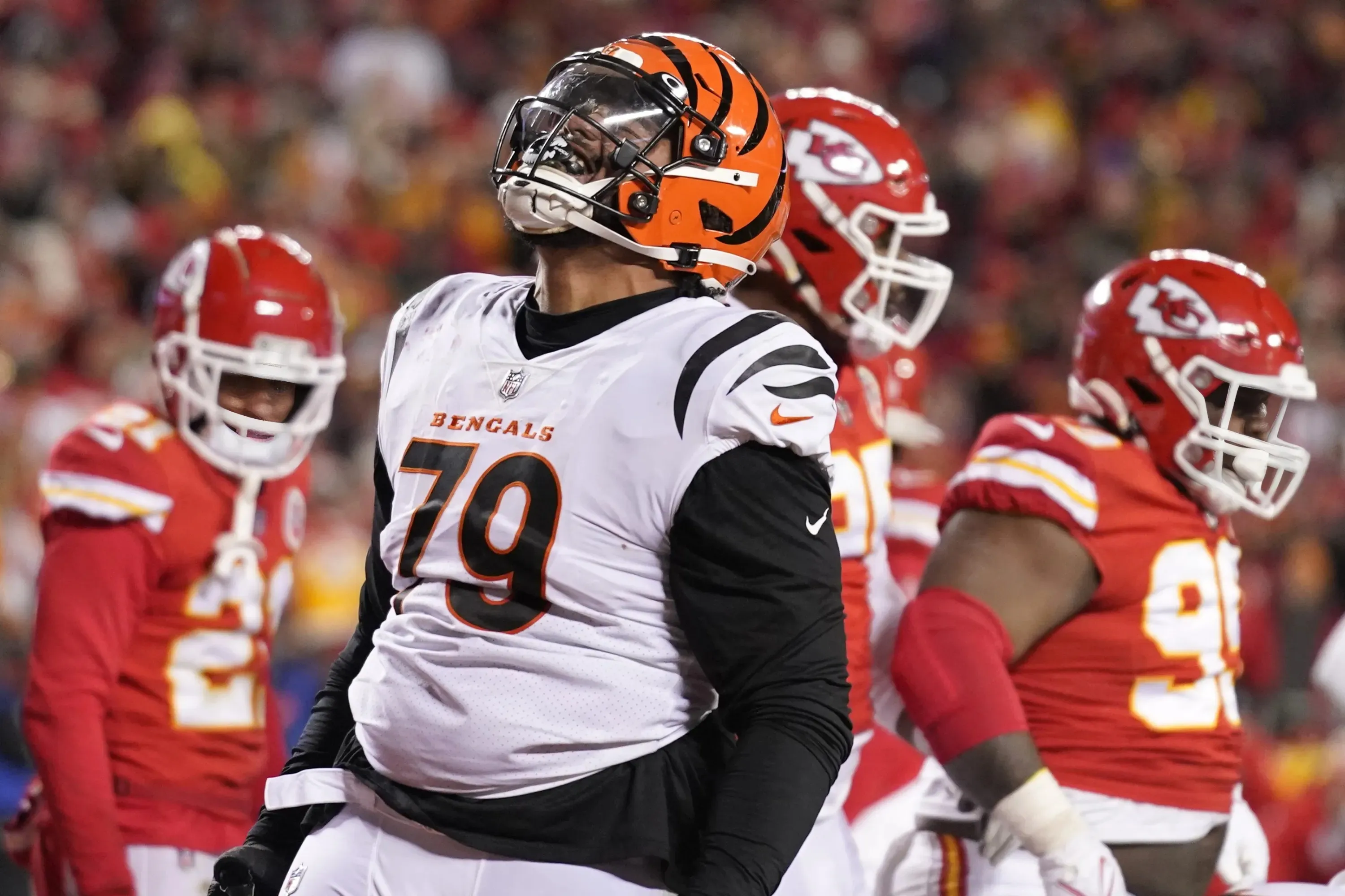 Bengals might have gifted the Browns a perfect answer to their offensive line woes