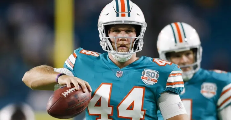 Dolphins reduce roster to 53: Career Fin released but set to return