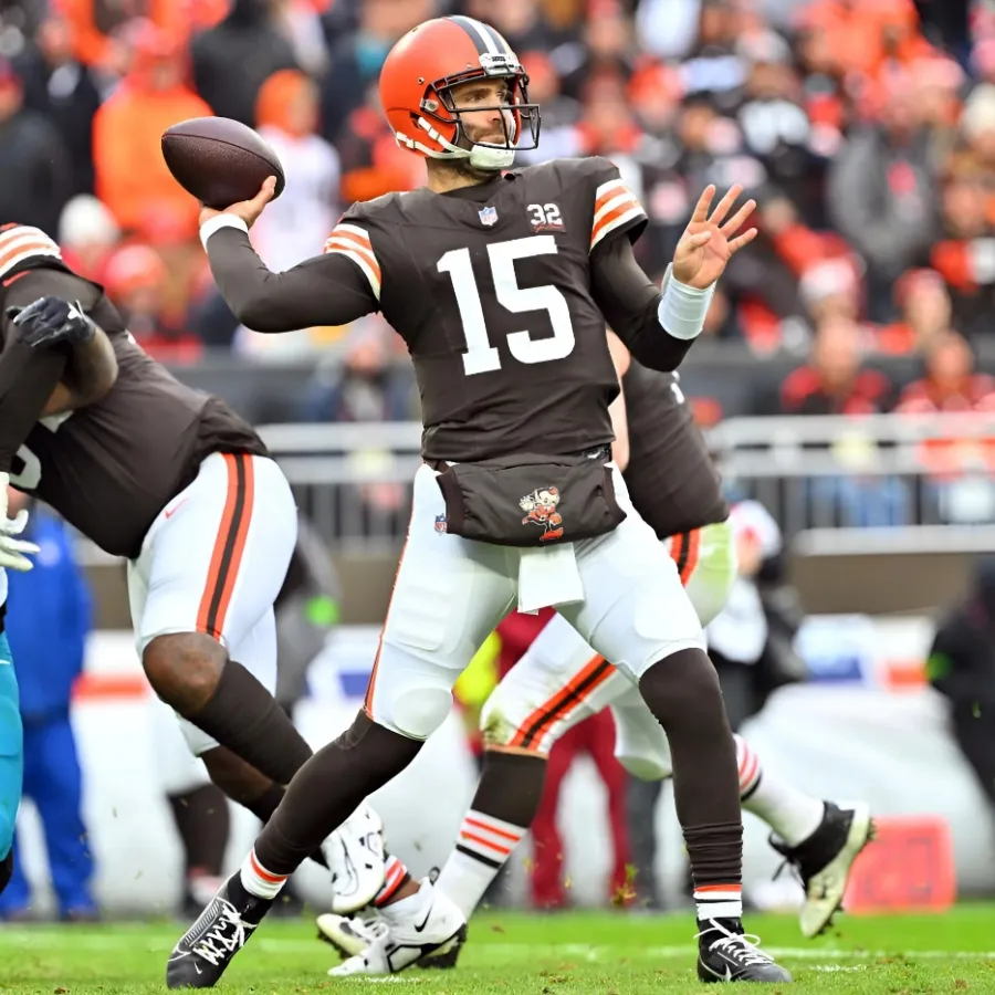 Browns Taking Trade Calls on Fan-Favorite QB