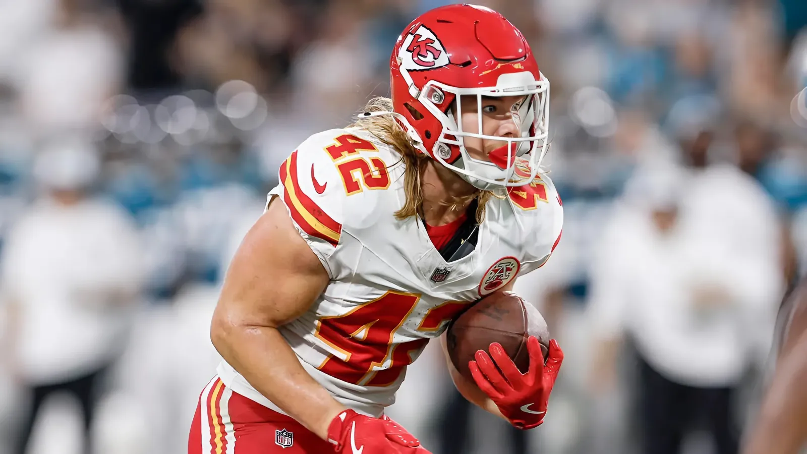 Chiefs Make Cut Decision on Carson Steele, Kadarius Toney