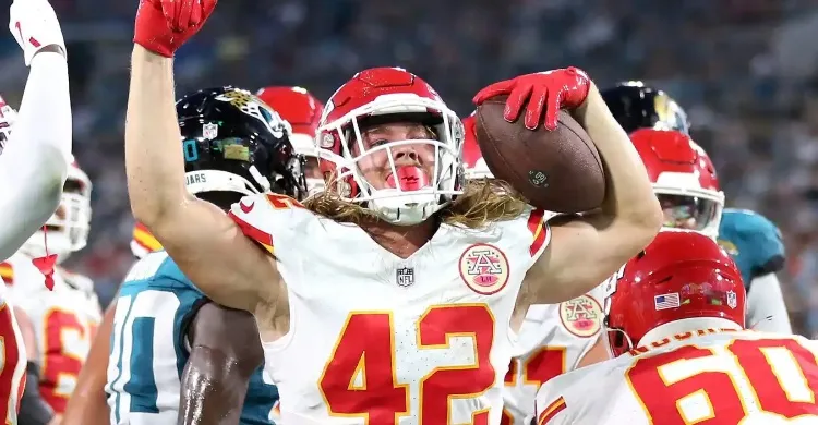 Chiefs’ Carson Steele Receives Public Message From Mom Upon Making 53-Man Roster