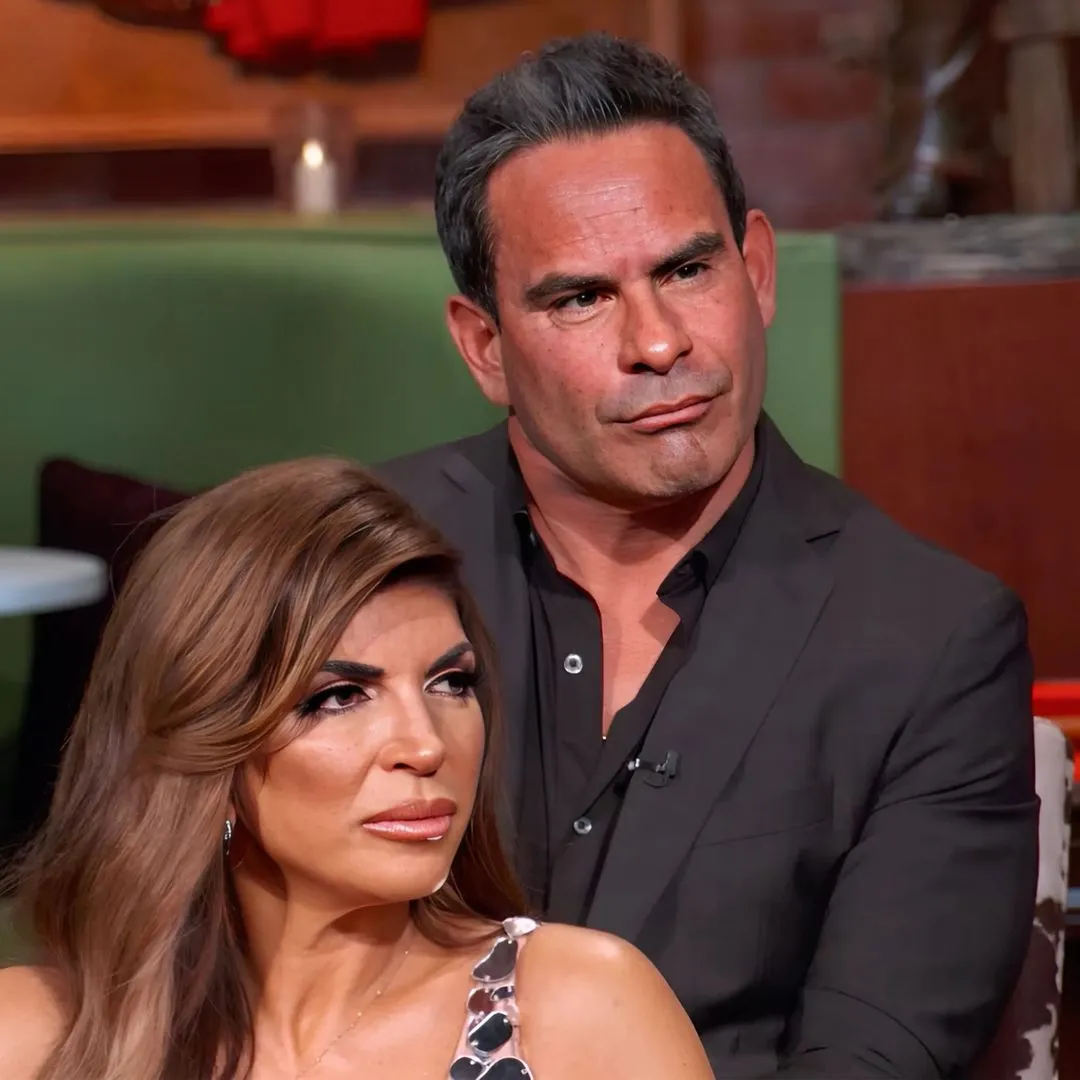 Teresa Giudice’s tarot card reader told her Luis Ruelas is ‘not your soulmate’