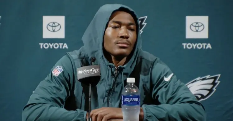 DeVonta Smith on the Eagles playing in Brazil: “No comment”