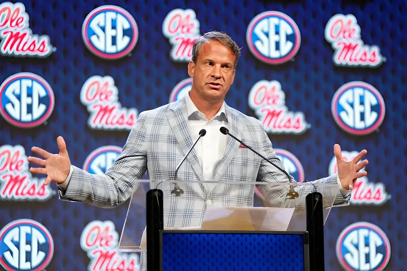 Lane Kiffin reveals the reason why he didn’t take the Auburn job