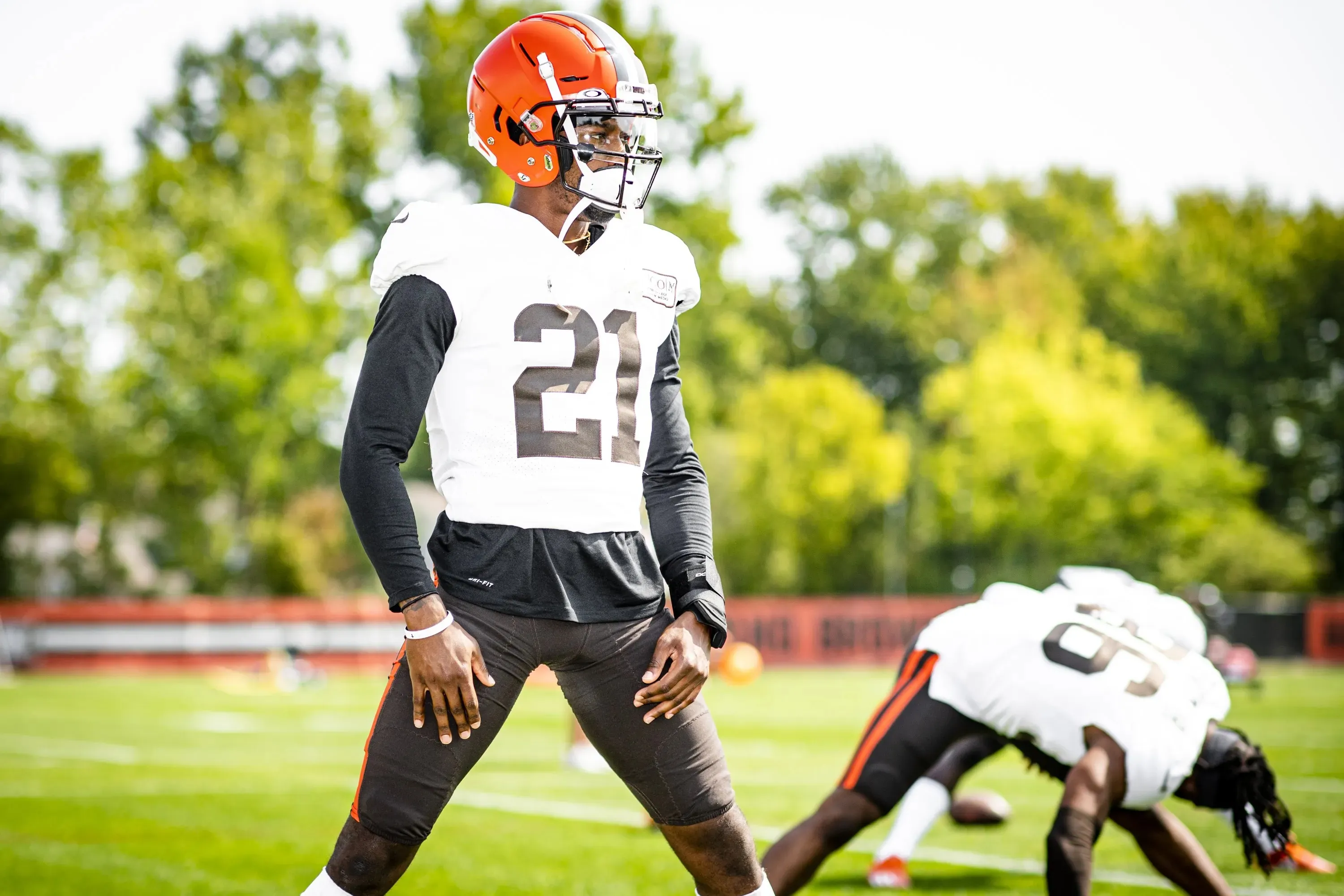 Browns' Denzel Ward takes big step toward playing in Week 1