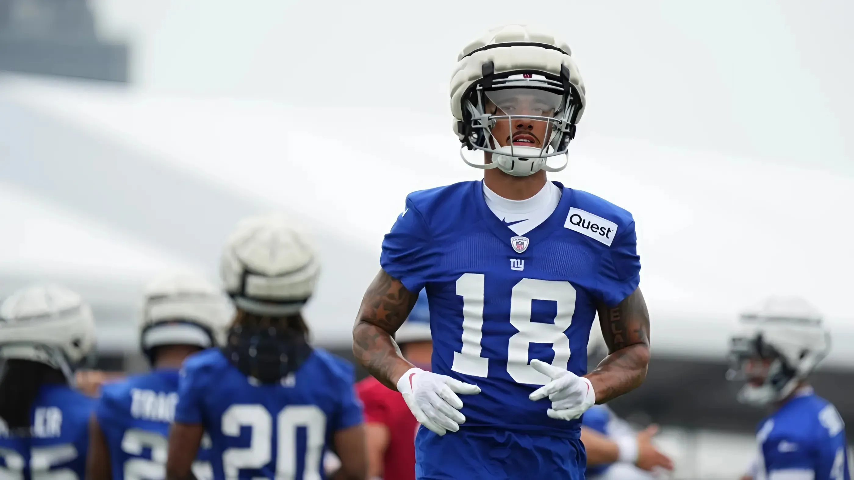 Giants manage to keep an experienced receiver on the practice squad