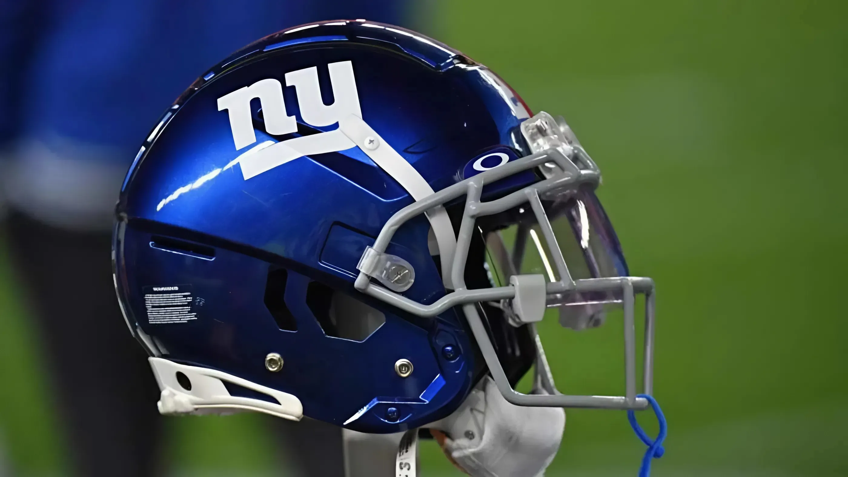 Giants Backup Center Austin Schlottmann Lands on IR Following Leg Injury