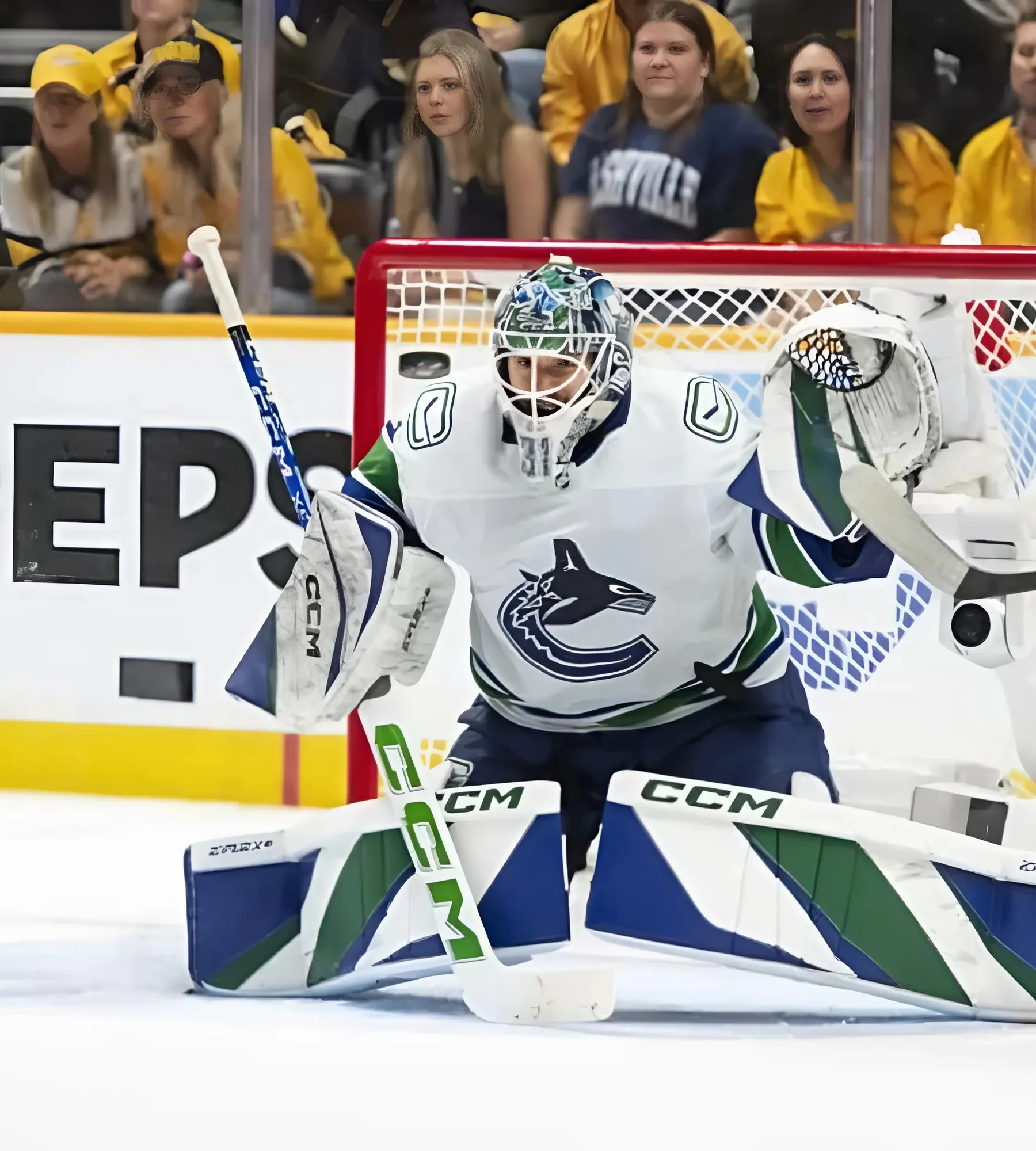 Canucks Goaltender Sidelined With Knee Injury