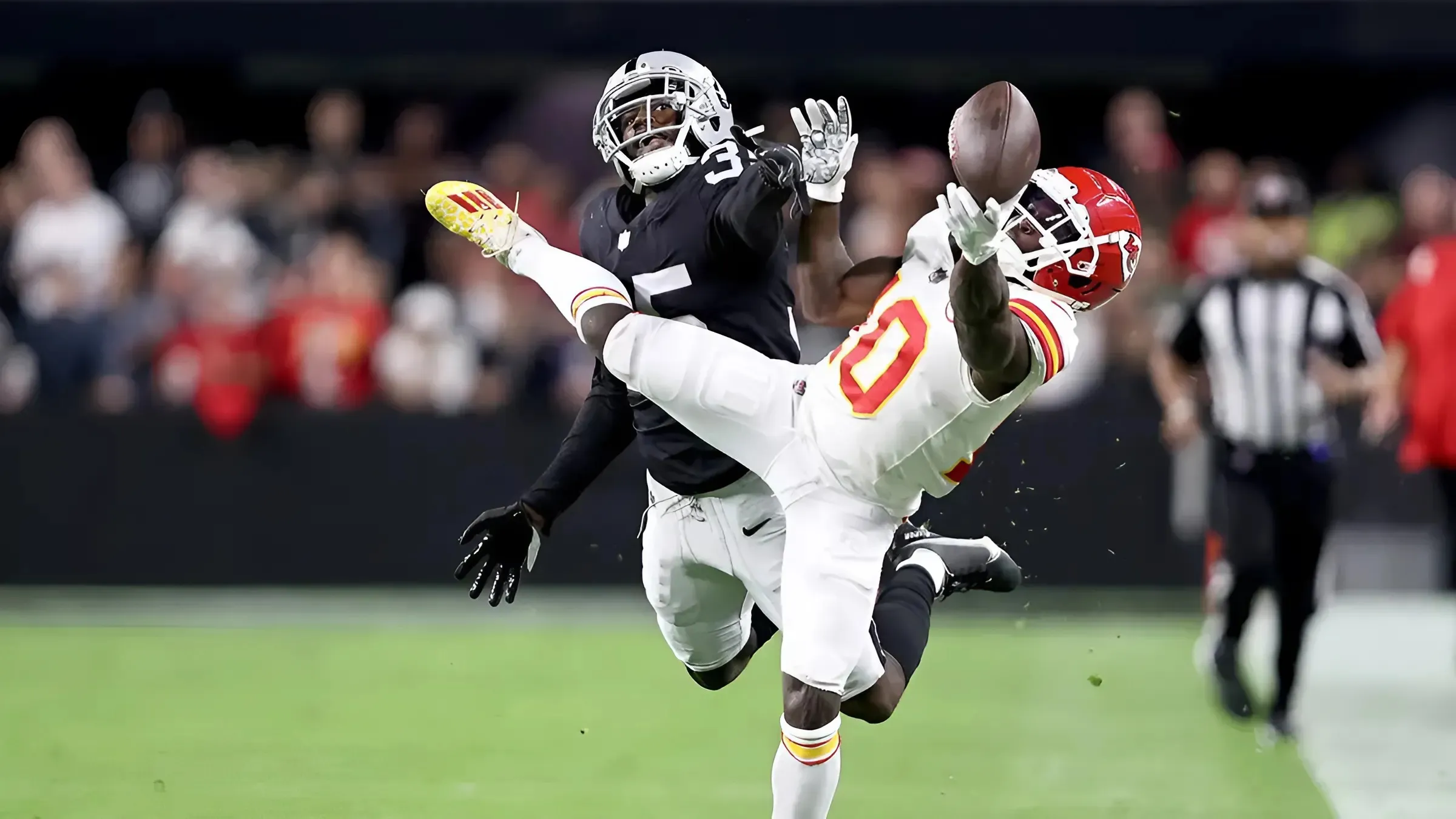 Raiders Cut Ties With Former Starting CB After Disappointing Offseason-copy