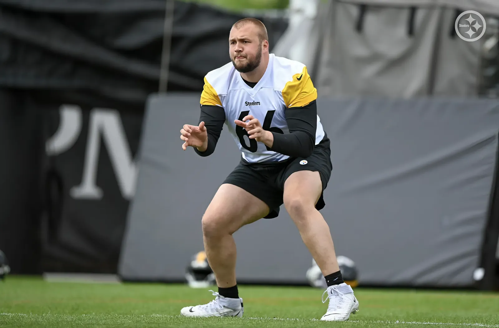 Steelers' Mason McCormick Has A Shot To Cash In; Coaches 'Enamored' With Him Over Spencer Anderson