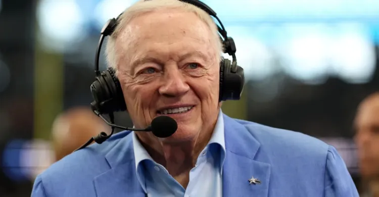 Jerry Jones raked over the coals by anonymous agents for Dak Prescott situation