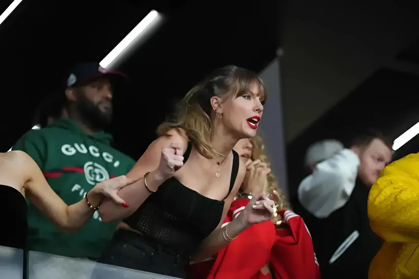 Kansas City Chiefs: Patrick Mahomes Says Taylor Swift Has Started “Drawing Up Plays” for the Offense