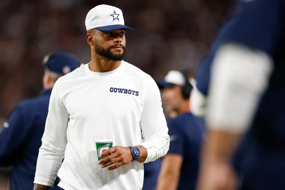 Cowboys Teammate Blasts Pundit After Comment on Replacing Dak Prescott