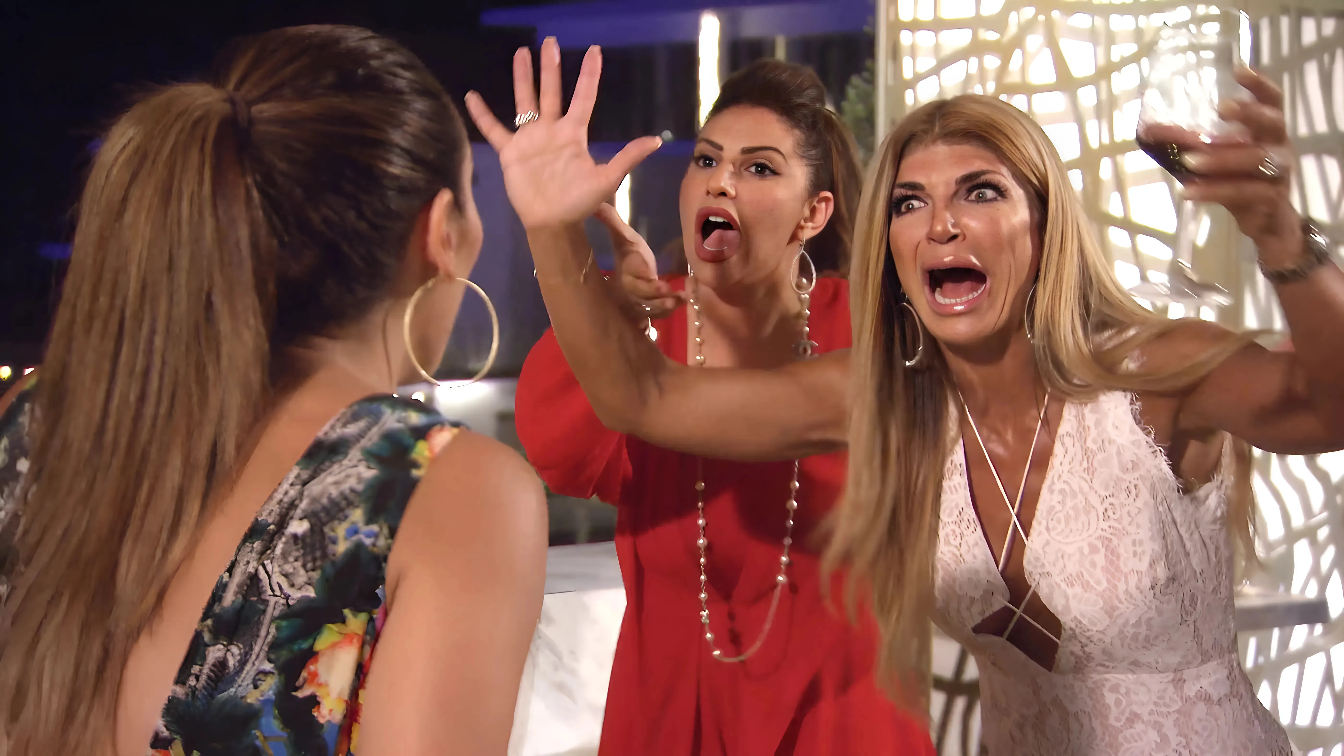 ‘RHONJ’ Cast Truce Debunked Amid Show Turmoil trucc