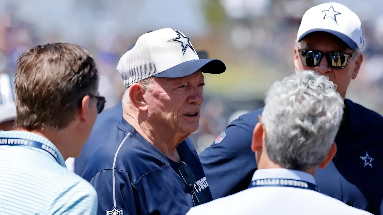 Cowboys’ Jerry Jones Ripped by NFL Agents: ‘Passed Him By’