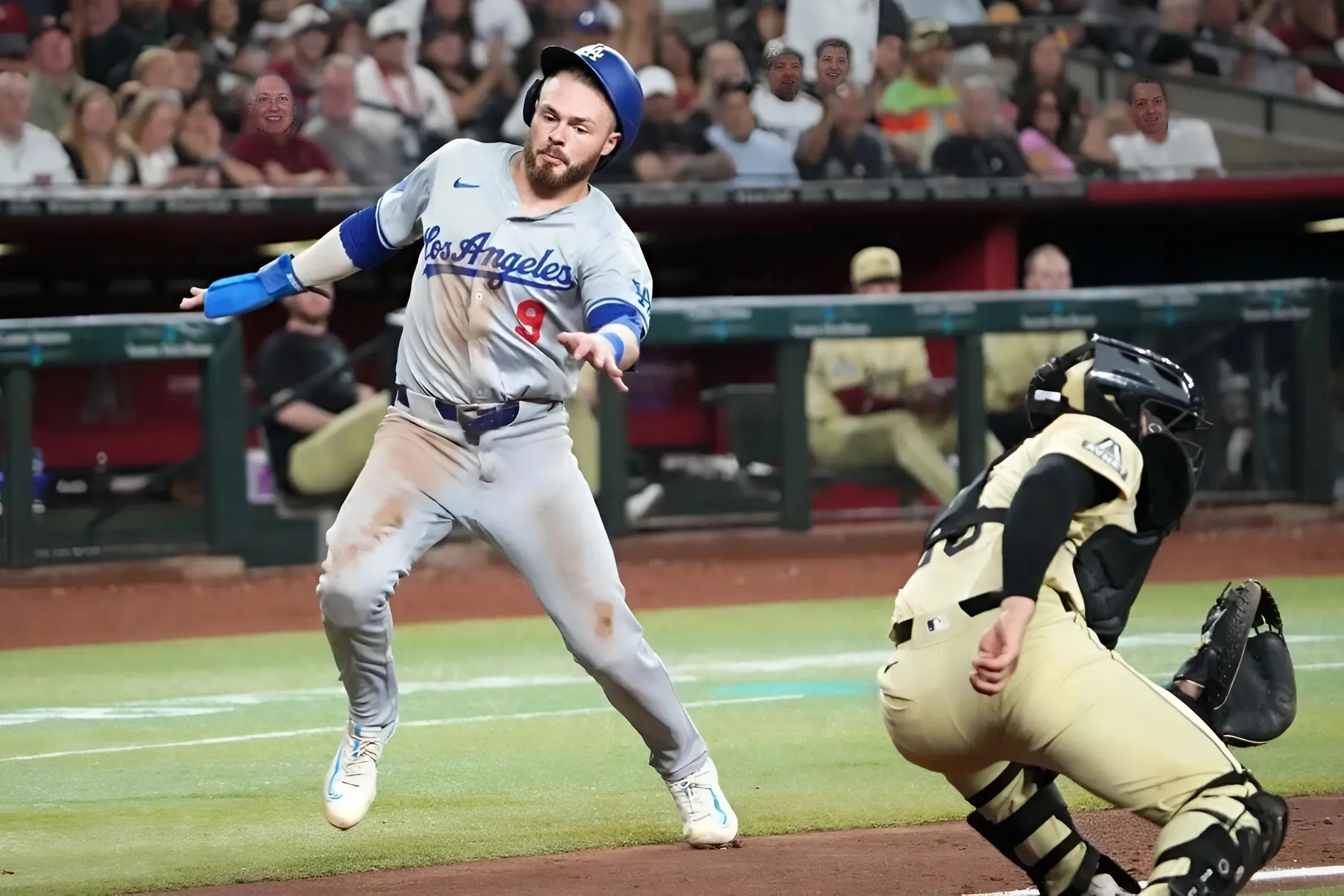 Dodgers set club HR record, top D-backs on late hit