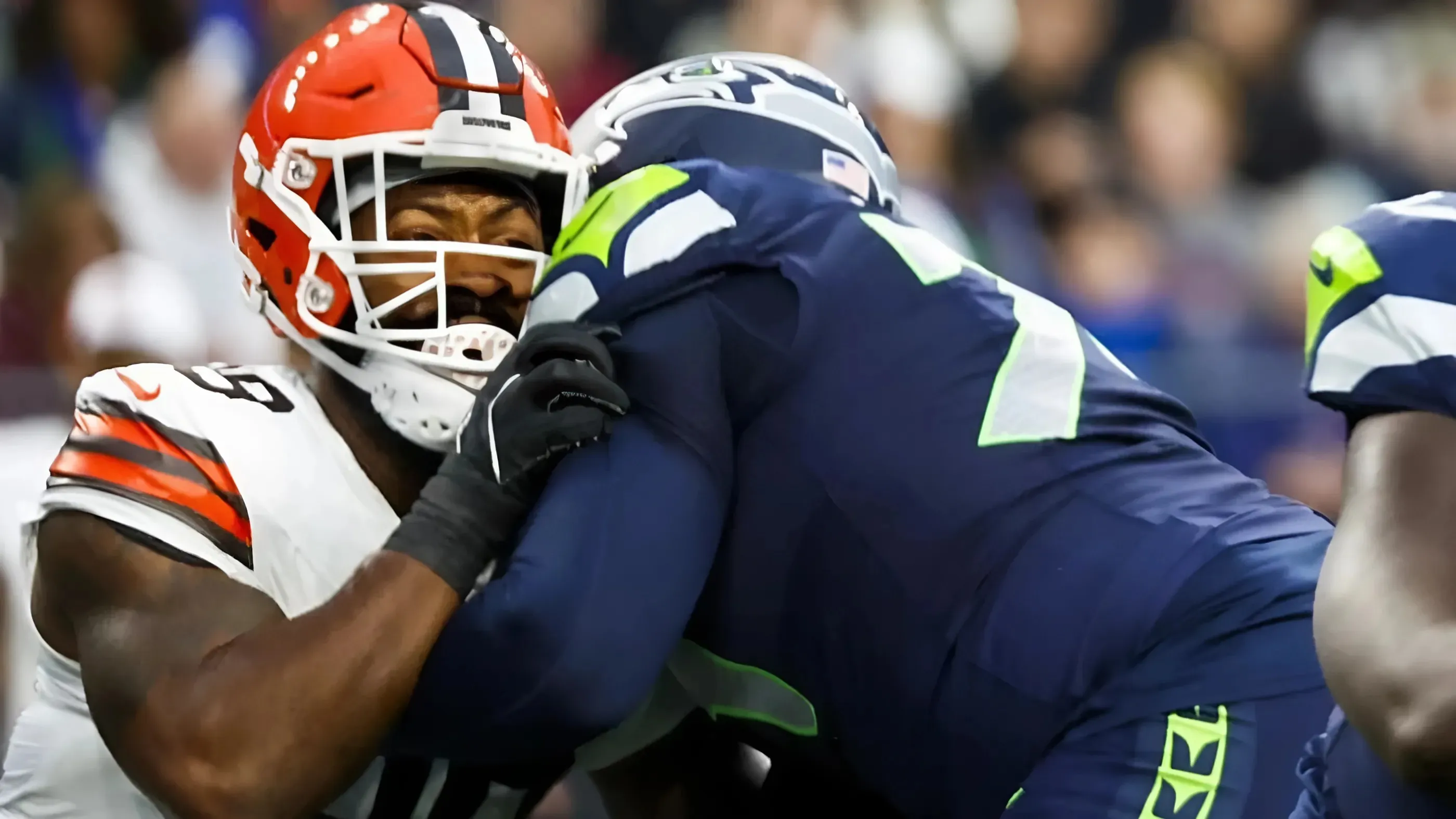 Seattle Seahawks Keeping Winner of Right Guard Competition 'Under Wraps'